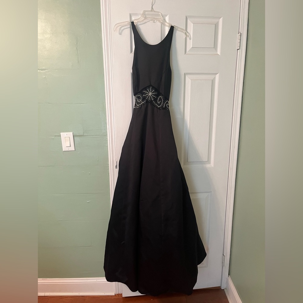 Elegant Black Evening Gown